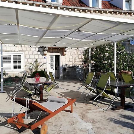 Apartmani Stones Sutivan I Buitenkant foto