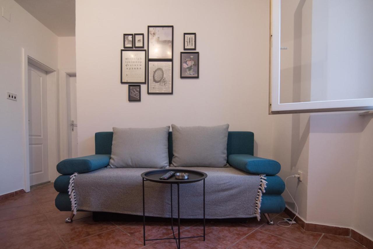 Apartmani Stones Sutivan I Buitenkant foto