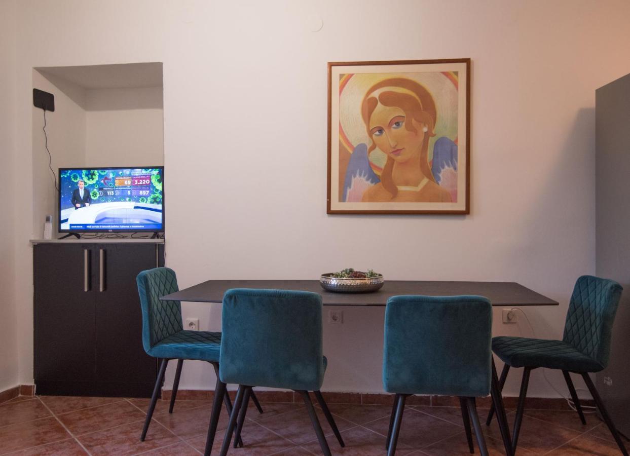 Apartmani Stones Sutivan I Buitenkant foto