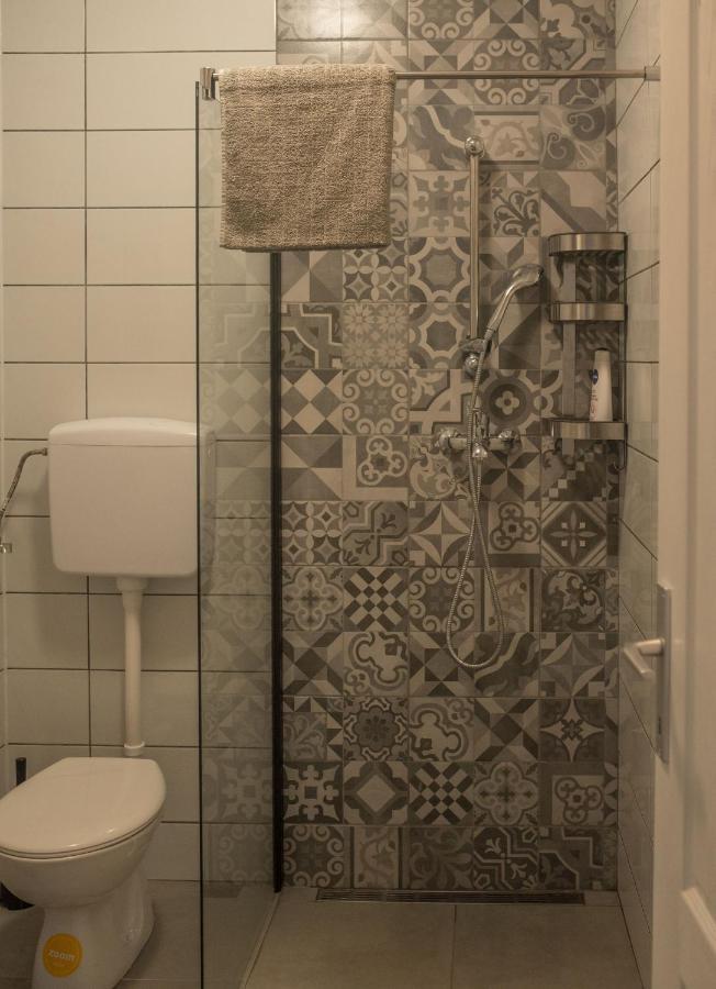 Apartmani Stones Sutivan I Buitenkant foto