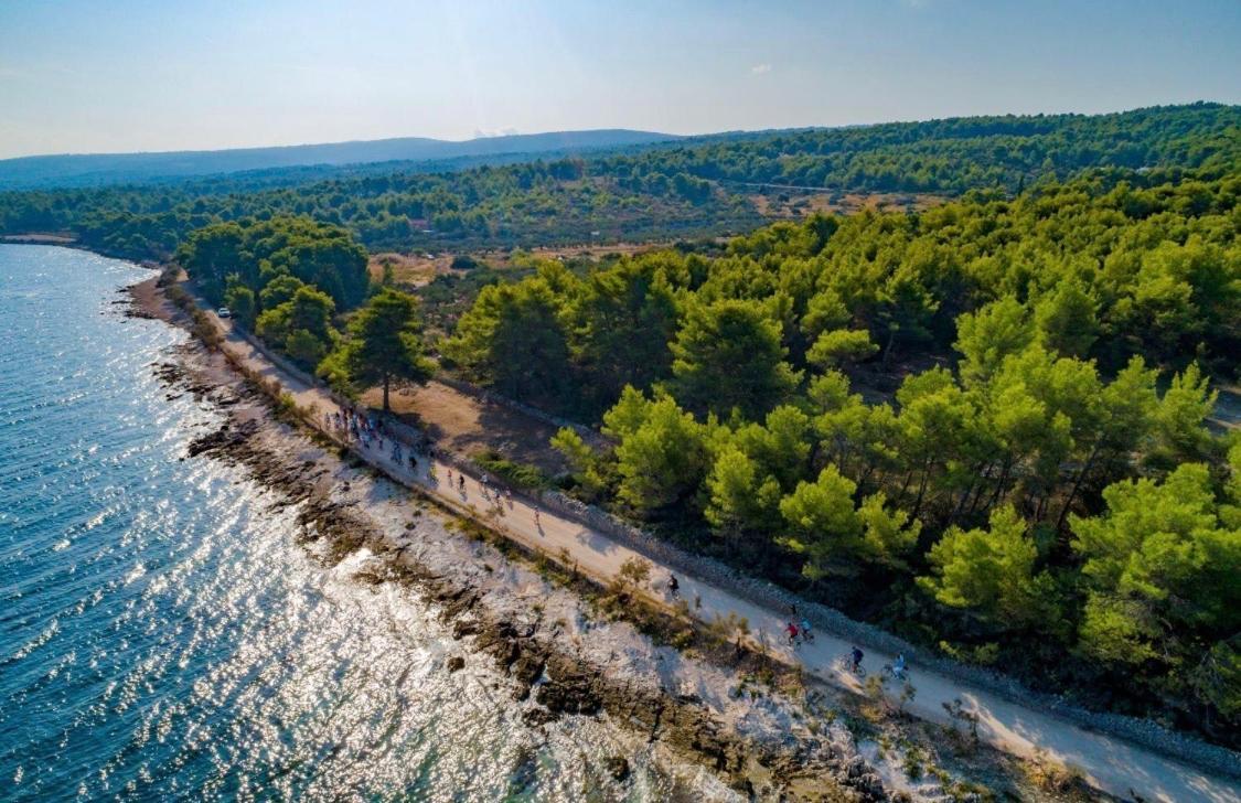 Apartmani Stones Sutivan I Buitenkant foto